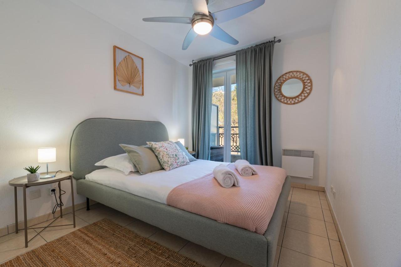 Appartement Familial, Terrasse, Val Des Castagnins Menton Exterior photo